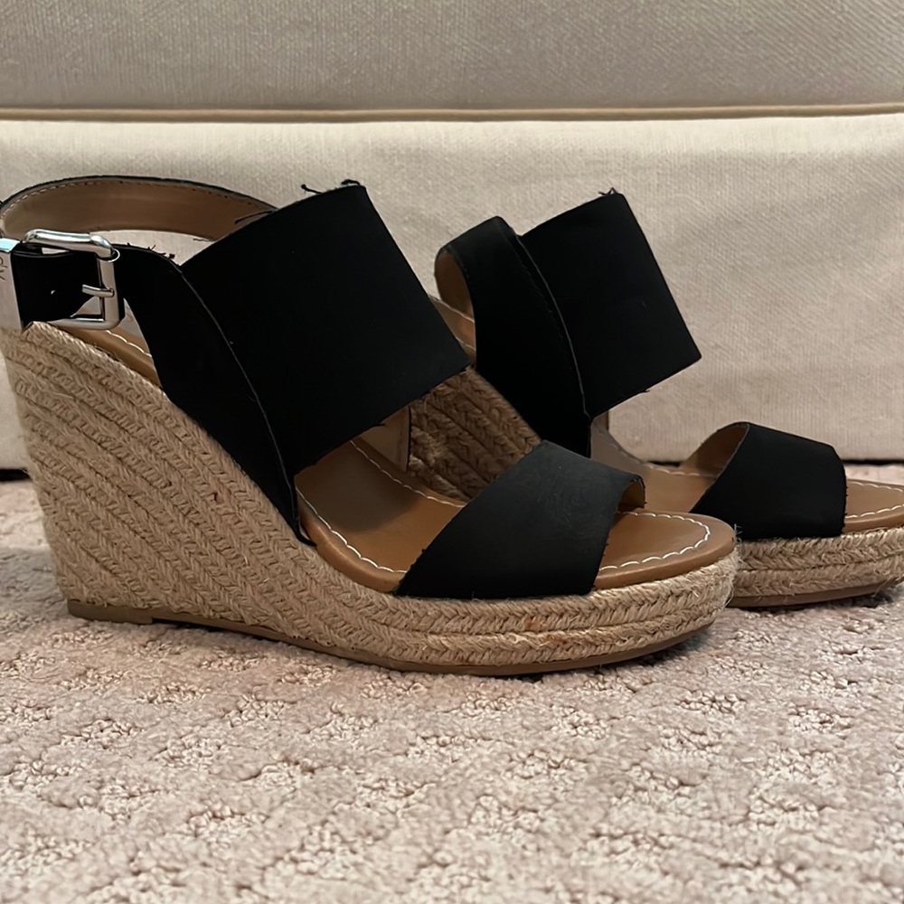 Dolce Vita wedges
